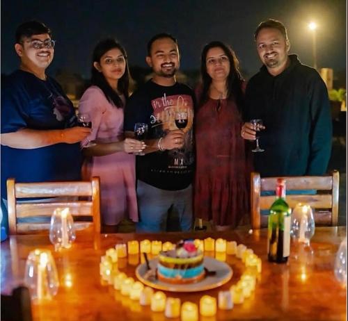 Clientes alojados en Best Desert Camp In Jaisalmer Red Velvet