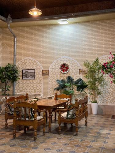 Restaurant o un lloc per menjar a Hanifa