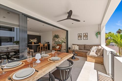 Posezení v ubytování Zon&zo Luxurious Apartment in Jan Thiel