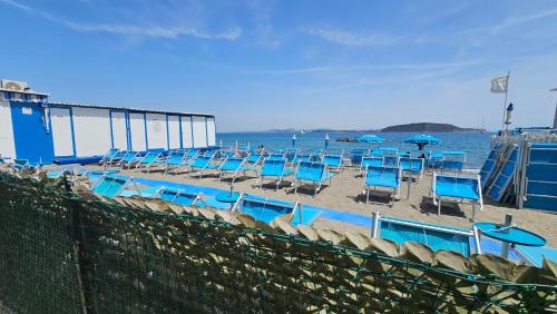 Hồ bơi trong/gần A Quattro Passi dal Mare Ischia