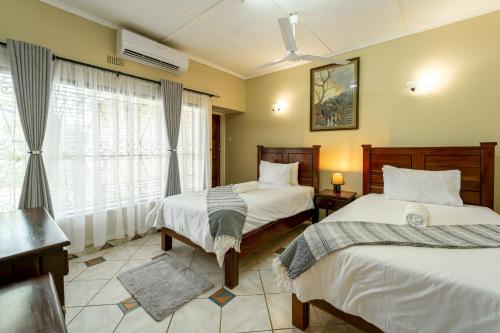 Zambezi Family Lodge - Buffalo Room