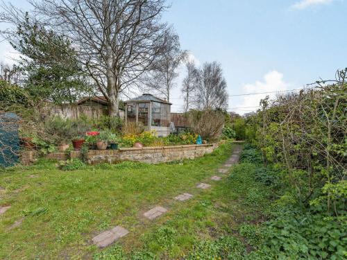 Taman di luar 2 Bed in Goudhurst 56347