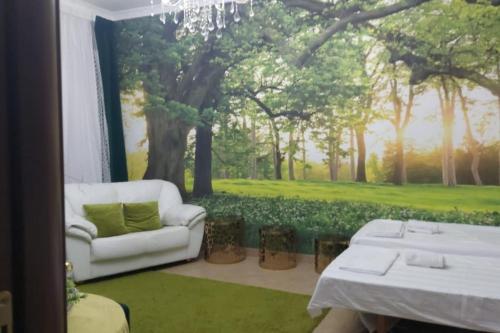 Gallery image of Mia Luxury Apartament Near Tirana Lake Park in Sauk