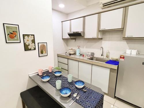Kuchyň nebo kuchyňský kout v ubytování Mahkota Costa Residences
