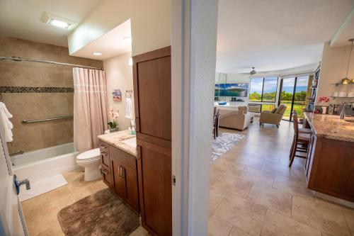 Et badeværelse på Grand Champions Golf Villas 153