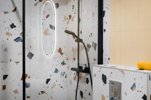 Bilik mandi di MyFlat Wave Luxury 44 Suite