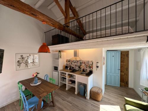 Kuchyň nebo kuchyňský kout v ubytování Casa Don Pelayo Boutique Apartments & Café