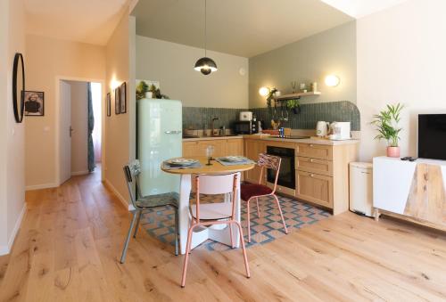 Photo de la galerie de l'établissement Splendide 2P 500 m des plus belles plages Juan Les Pins, à Antibes