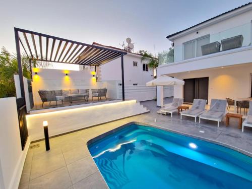 Sunshine Villa Ayia Napa