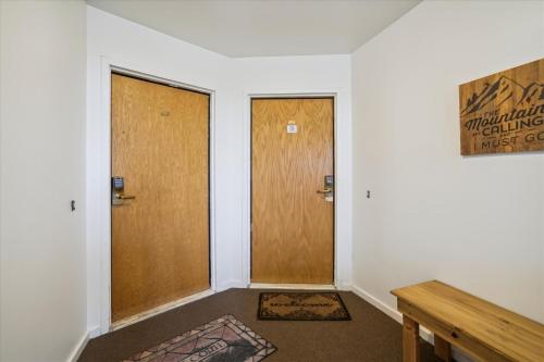 Fotografie z fotogalerie ubytování Cozy,1 bedroom loft condo! Ski back trails, shuttle& Sports center Highridge E11 v destinaci Killington