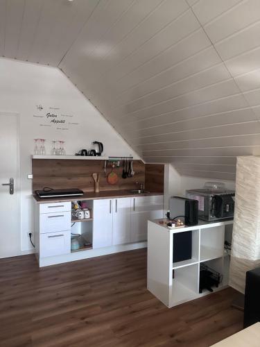 Η κουζίνα ή μικρή κουζίνα στο Gemütliche Ferienwohnung in Rödermark