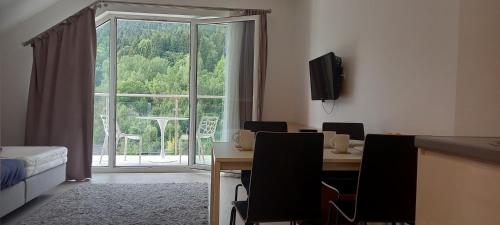 Et tv og/eller underholdning på Mountain View Czarna Góra Resort