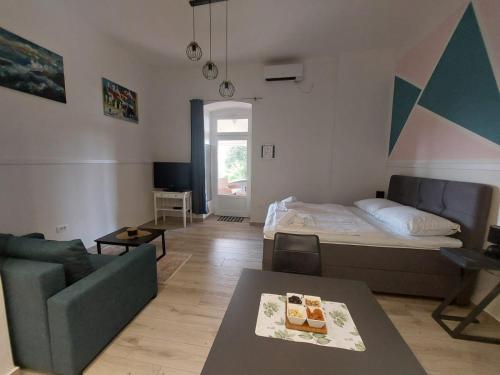 Hedon Studio Apartment