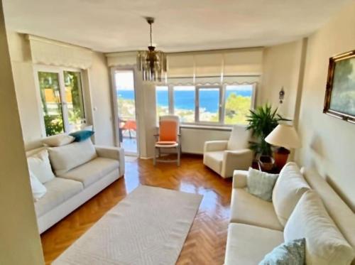 Billede fra billedgalleriet på Panoramik deniz manzaralı dubleks i Adalar