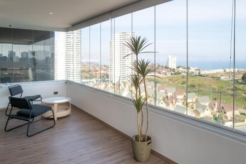 Nespecifikovaný výhled na moře nebo výhled na moře při pohledu z aparthotelu