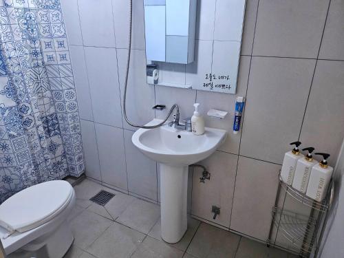 건대입구6분 투룸 화장실리모델링 빔프로젝터 성수근처_2