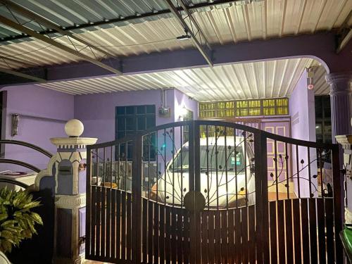 Gallery image of Iman Homestay in Lunas