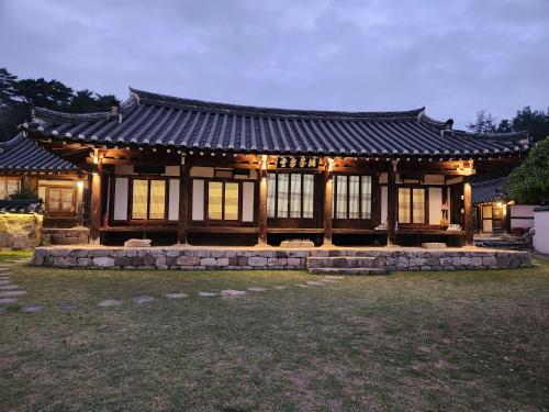 Jardín al aire libre en Dobong Seodang
