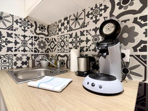 Dapur atau dapur kecil di Elfeuf centre - Chez Maxime