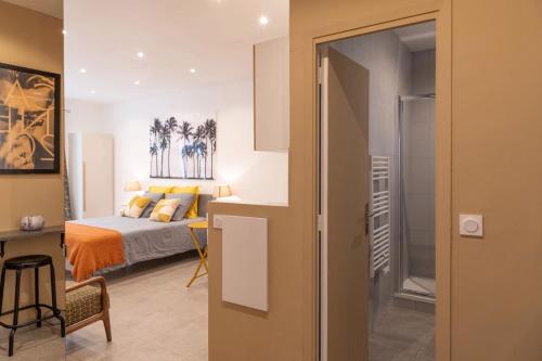 Photo de la galerie de l'établissement Charmant studio dans le carre d Or ARN19, à Cannes