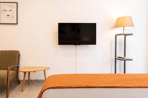 Photo de la galerie de l'établissement Charmant studio dans le carre d Or ARN19, à Cannes