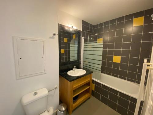 Koupelna v ubytování travelski home select - Résidence Les Bergers