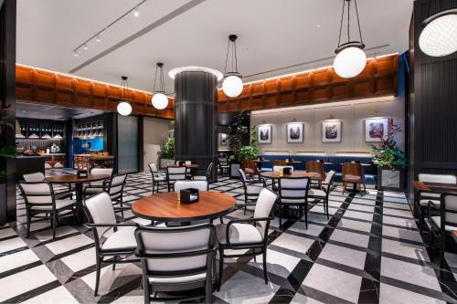 IntercityHotel Xi'an Dayan Pagoda by DHにあるレストランまたは飲食店