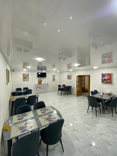 Khu vực ghế ngồi tại Art Garden Hotel