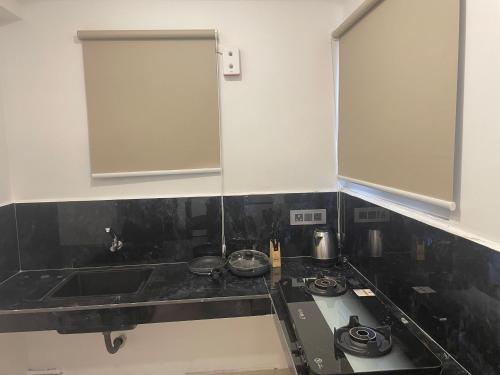 Una cocina o cocineta en BMRAN Luxury serviced apartment