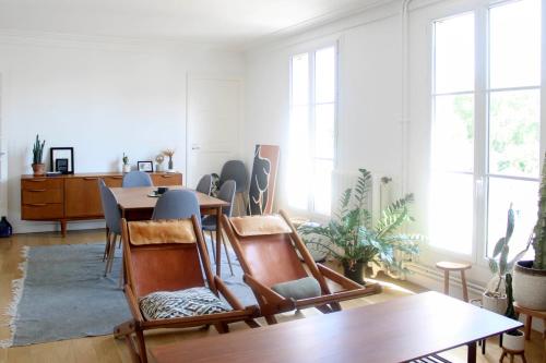 Photo de la galerie de l'établissement Spacious T4 in Asnières ideal for families, à Asnières-sur-Seine