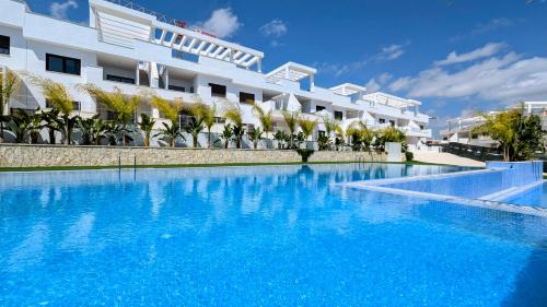 SUNNY HILLS sweet apartment