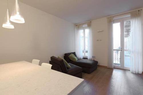Χώρος καθιστικού στο Nice and chic Apt near Fiera Milano