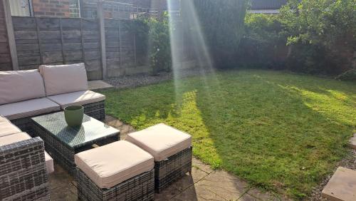 The Heart - Cosy 3 bedroom house with double driveway and Garden in Manchester photo 10