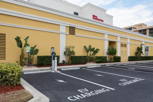 an empty parking lot in front of a building at Hilton Garden Inn Daytona Beach Oceanfront in Daytona Beach