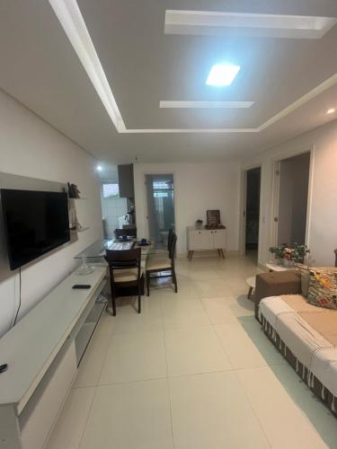 Μια τηλεόραση ή/και κέντρο ψυχαγωγίας στο Apartamento SAJ