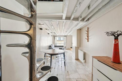 Orsay Invalides - Lille 1bdr by B'Your Home