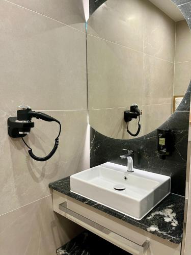 Un baño de Hotel Arkas