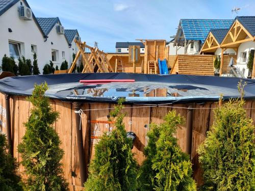 Domki U Joanny - Sarbinowo 900 m do morza