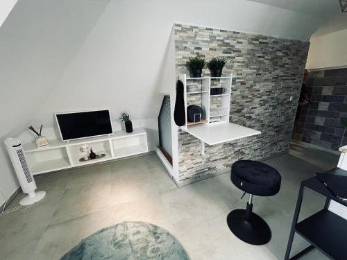 Μια τηλεόραση ή/και κέντρο ψυχαγωγίας στο Dimitrios Apartment