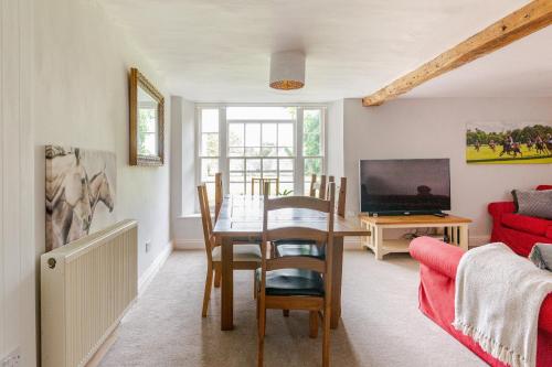 TV o dispositivi per l'intrattenimento presso Furzen Farmhouse - Quiet Alternative to a Hotel