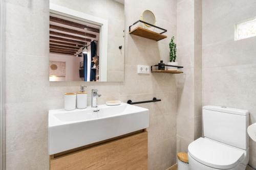 Lodging Apartments Almirall Beach 32