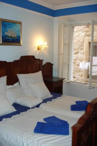 1 Bed - Sleeps 2 - Centre of Old Town w Wifi