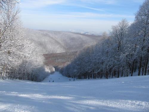 Dobogókő Jurtaszállás durante l'inverno