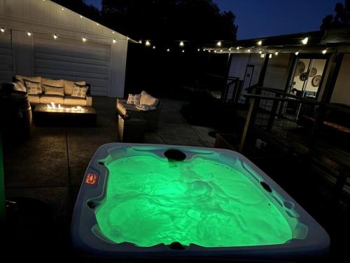 Gallery image of Manzanita Hideaway Hot Tub Sunset views Yosemite in Ahwahnee