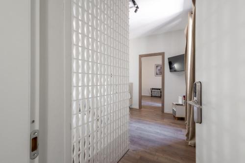 ヴィテルボにあるSOHO Piaggiarelle by Dasso - Guest Houseのギャラリーの写真