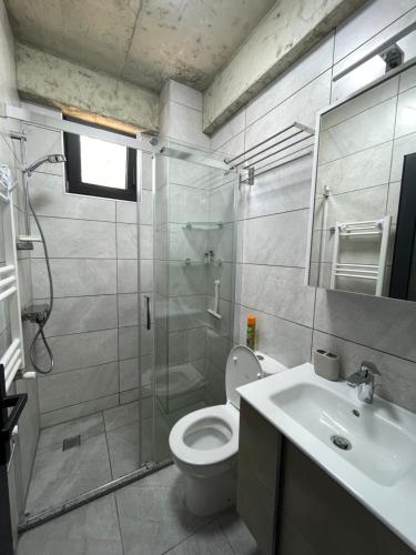 Koupelna v ubytování კაპროვანი ტერასა