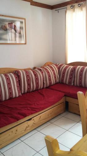 Photo de la galerie de l'établissement Les Chalets De Montalbert - Beau 3 pièces 6 pers au pied des pistes MAE-4334, à Aime La Plagne