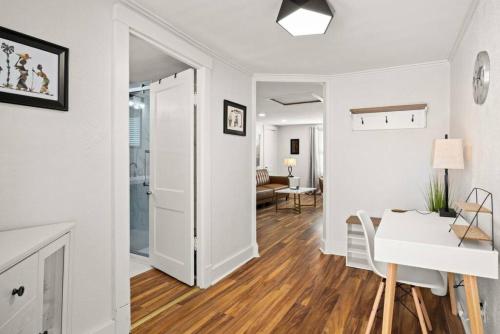 Φωτογραφία από το άλμπουμ του The Heights Nook Peaceful Getaway with a Den σε Πεόρια