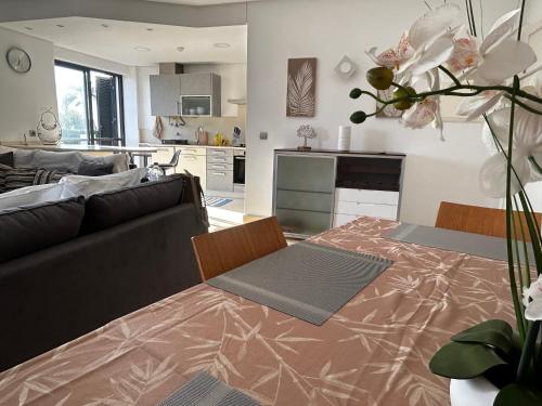 Forum Ocean View Apartment 2