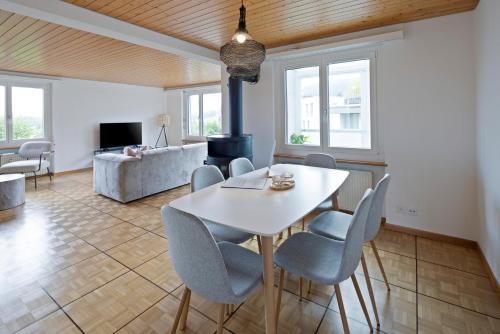 Gallery image of ARISER - Zug Rotkreuz Family and Friends Apartment in Rotkreuz